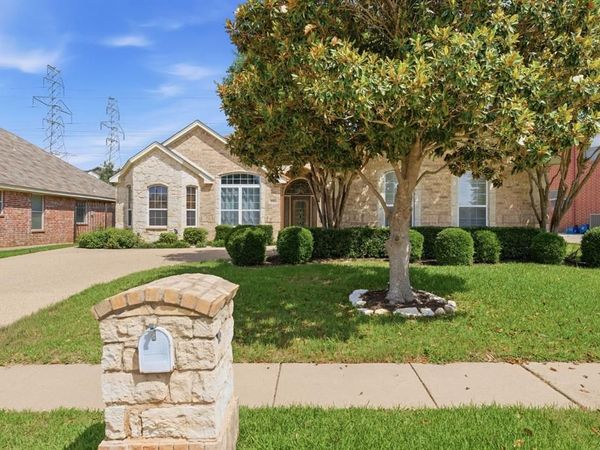 5504 Plata Lane , Benbrook, TX 76126