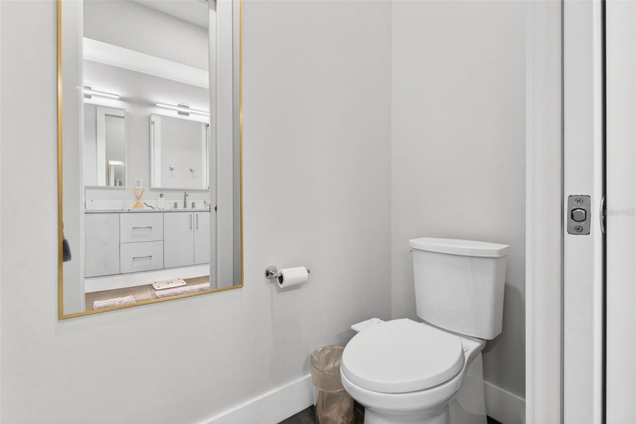 374 6th Street S, Saint Petersburg, FL 33701 Photo
