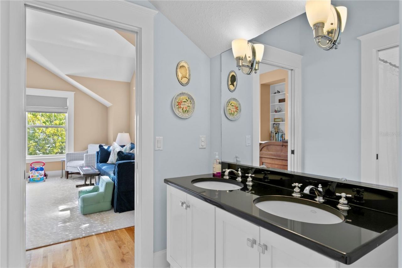 3518 W San Miguel Street N, Tampa, FL 33629 Photo