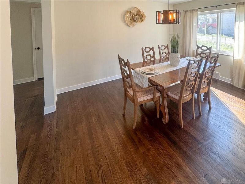 1121 Far Hills Avenue, Oakwood, OH 45419 Photo 5