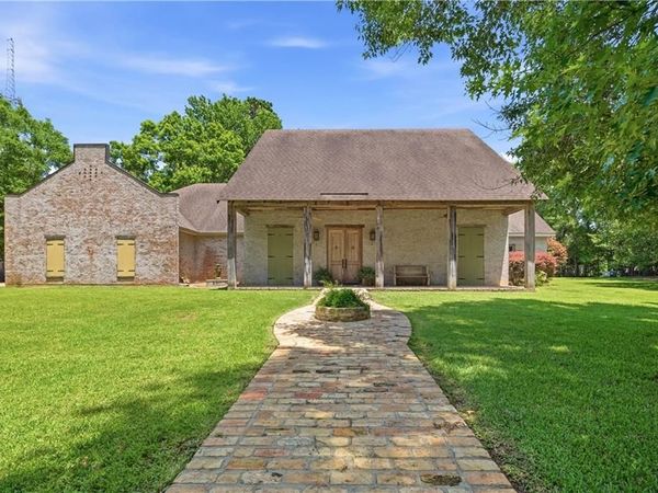 8897 HIGHWAY 165 SOUTH, Woodworth, LA 71485