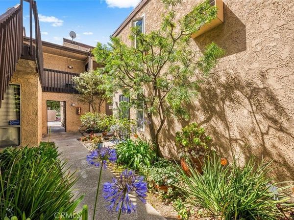 7890 E. Spring St., Unit 15D, Long Beach, CA 90815