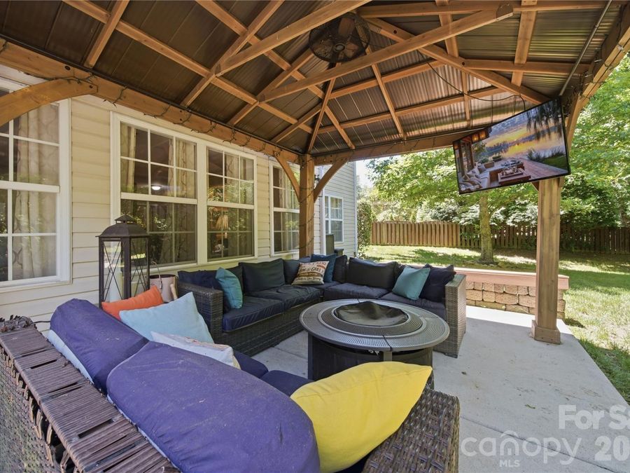 Property Image 45