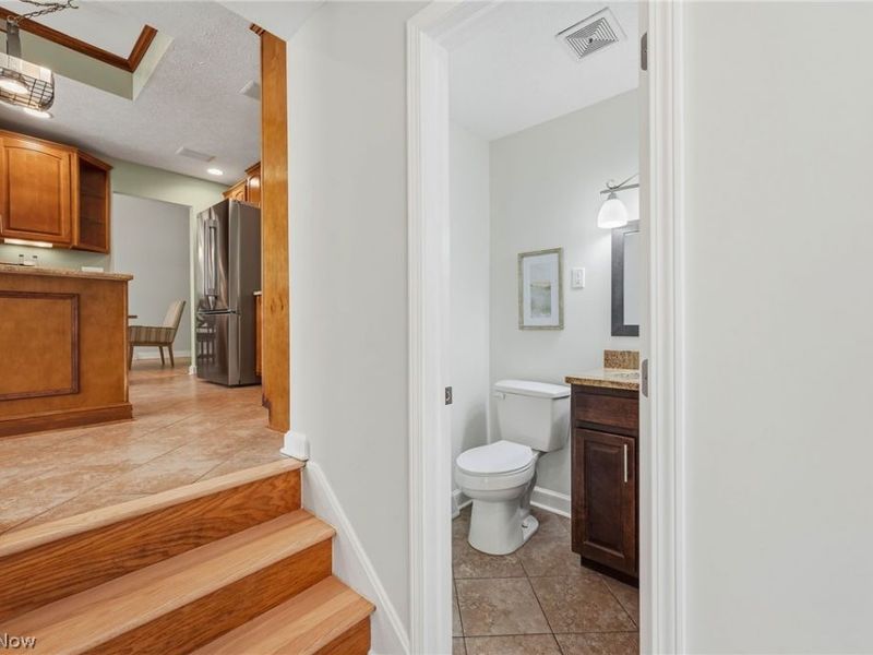 8662 Tanglewood Trail , Chagrin Falls, OH 44023 Photo 13