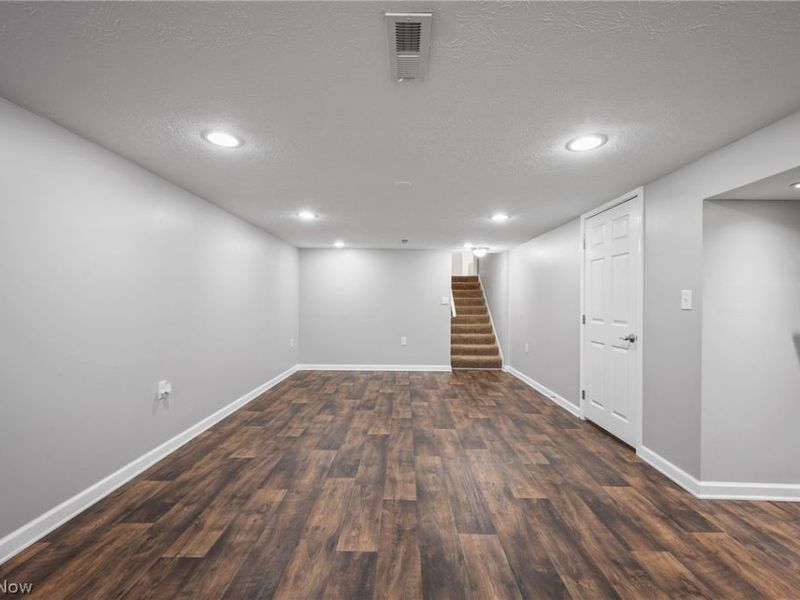 8662 Tanglewood Trail , Chagrin Falls, OH 44023 Photo 28
