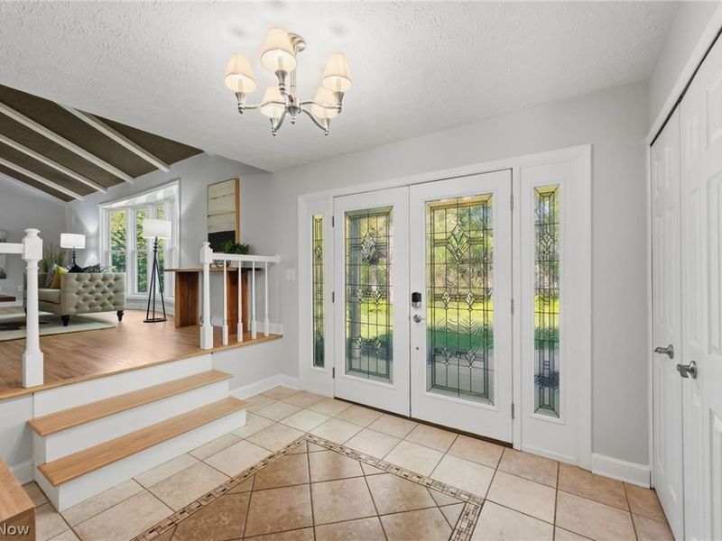 8662 Tanglewood Trail , Chagrin Falls, OH 44023 Photo 3