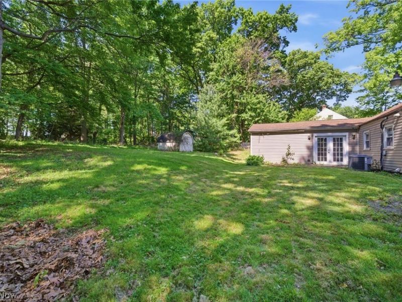2670 Robindale Avenue, Akron, OH 44312 Photo 32
