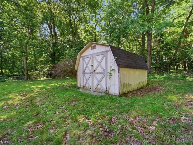 2670 Robindale Avenue, Akron, OH 44312 Photo 38