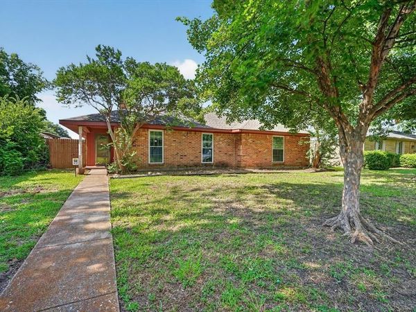 120 Running Brook Lane, Mesquite, TX 75149