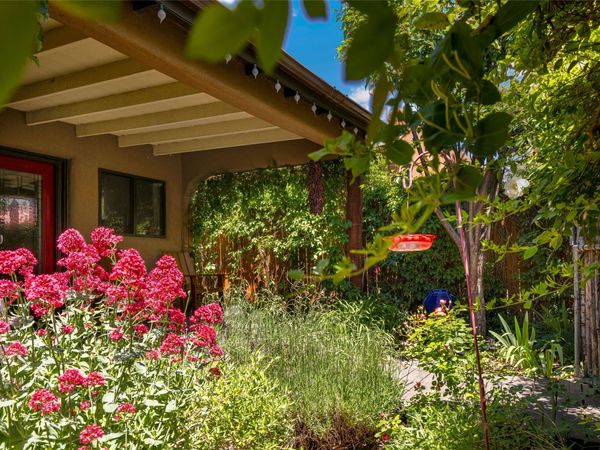 1003 Don Juan Street , Santa Fe, NM 87501