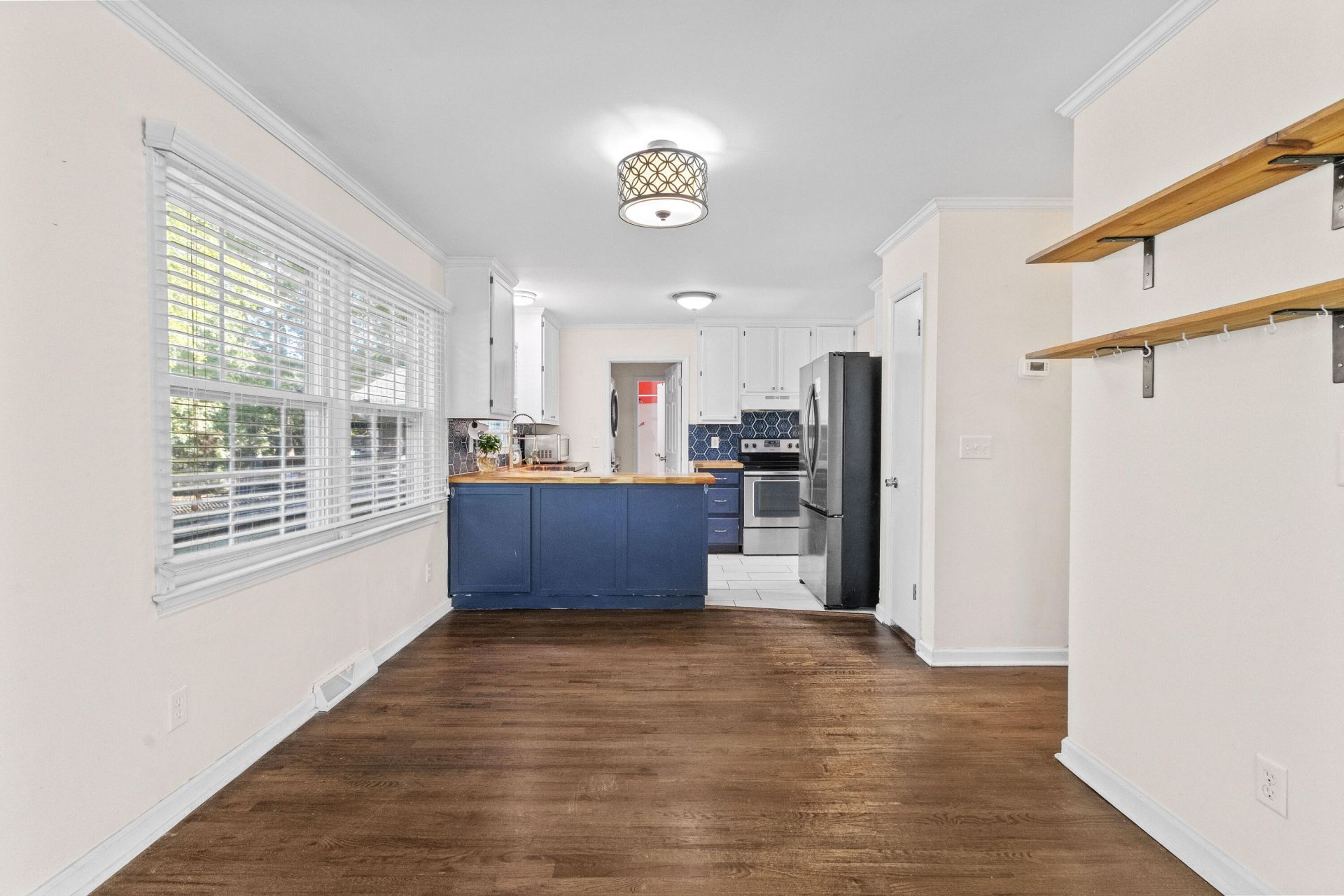 5729 Saint Angela Drive Photo 15