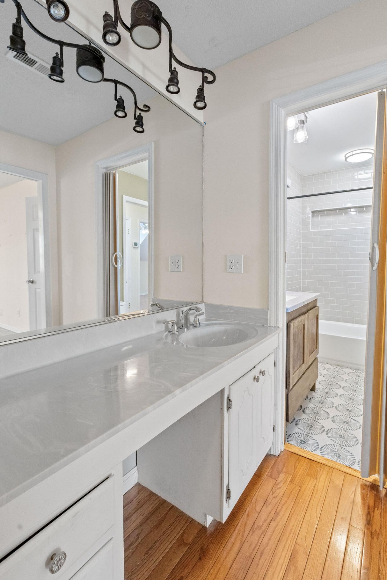 5729 Saint Angela Drive Photo 31