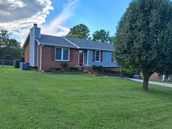 113 Overlook Dr , Hendersonville, TN 37075
