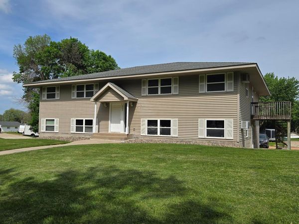 309 5th Avenue NW, New Prague, MN 56071