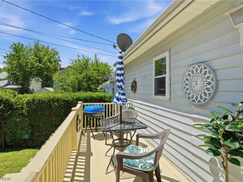 106 E Montgomery Street, Marietta, OH 45750 Photo 6