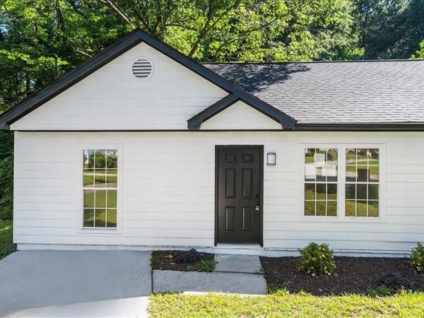 245 Antebellum Circle , Riverdale, GA 30274