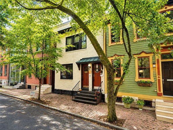 1218 Resaca Pl, Pittsburgh, PA 15212