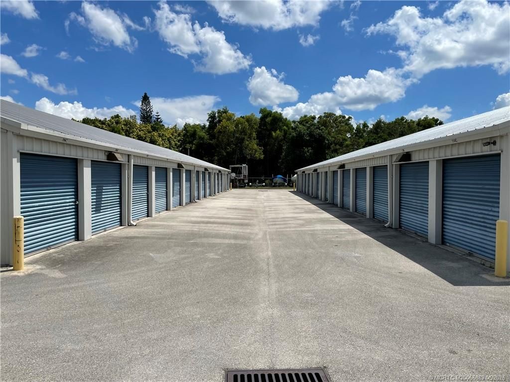 1180 SE Monterey Road, Stuart, FL 34994 Photo