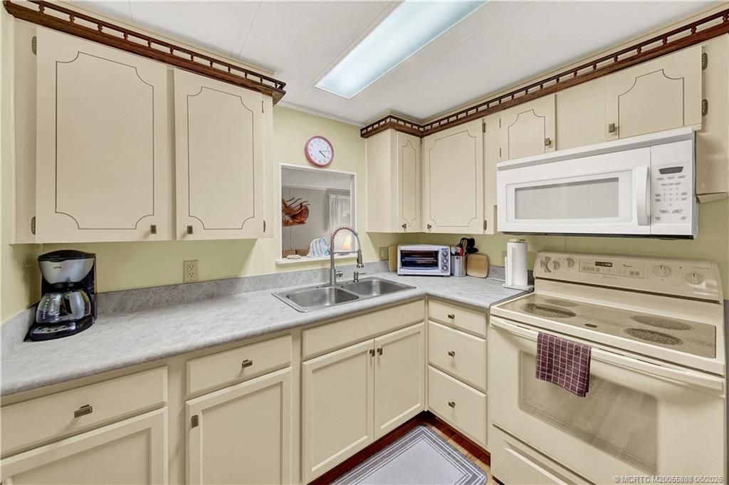 10701 S Ocean Drive, Unit 617, Jensen Beach, FL 34957 Photo