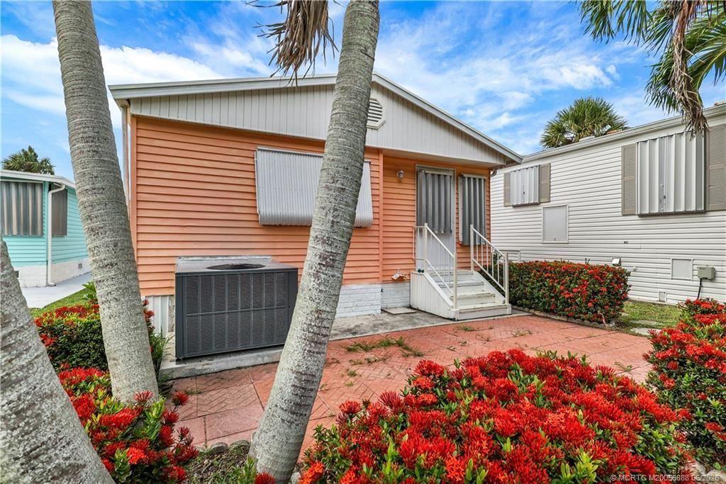 10701 S Ocean Drive, Unit 617, Jensen Beach, FL 34957 Photo