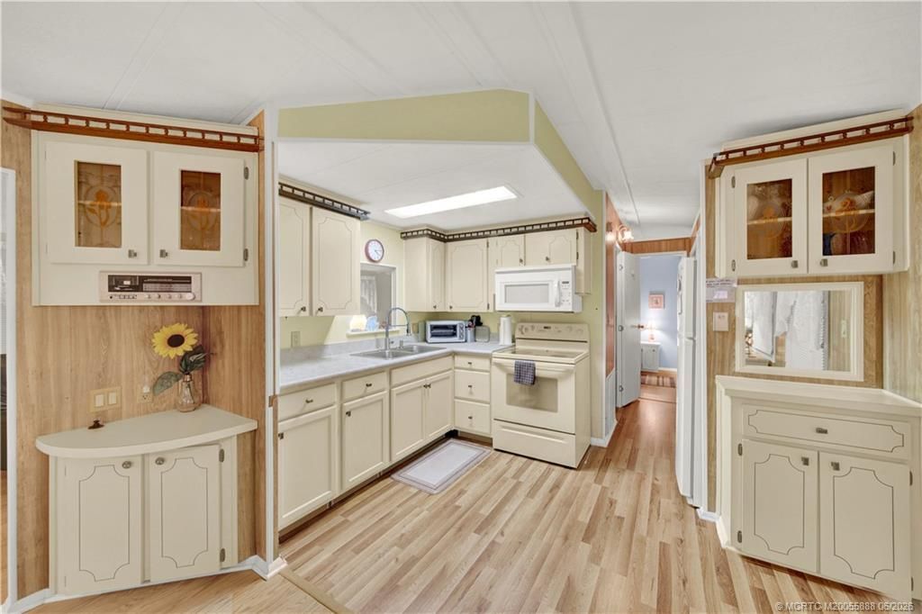 10701 S Ocean Drive, Unit 617, Jensen Beach, FL 34957 Photo