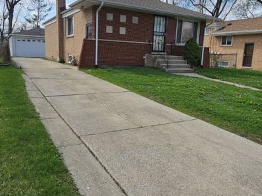 Main Photo