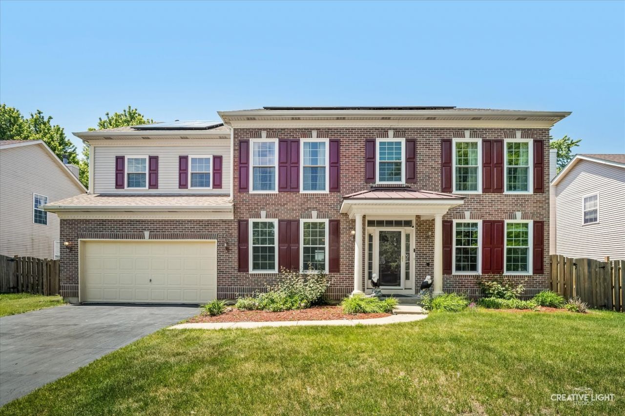 750 Majestic Drive , Algonquin, IL 60102