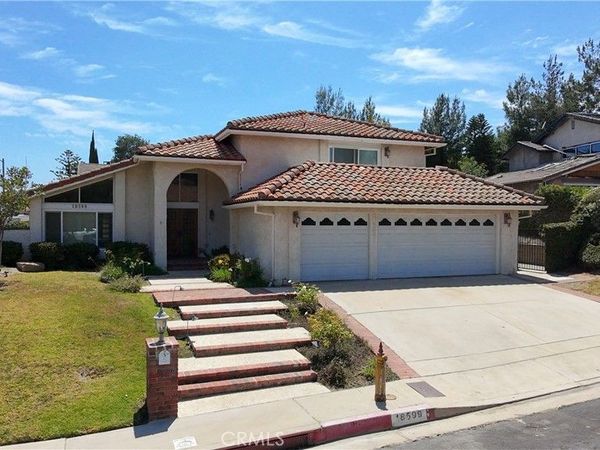 18599 Calle Vista, Porter Ranch, CA 91326