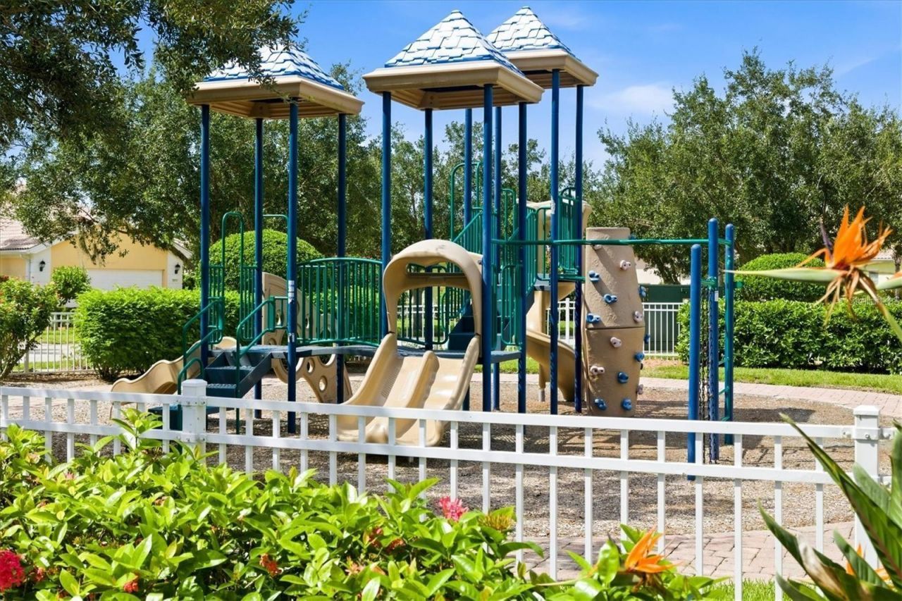11818 Fiore Lane, Sarasota, FL 34238 Photo