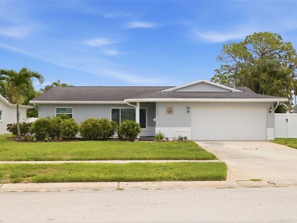 6085 TANGLEWOOD DRIVE NE, ST PETERSBURG, FL 33703