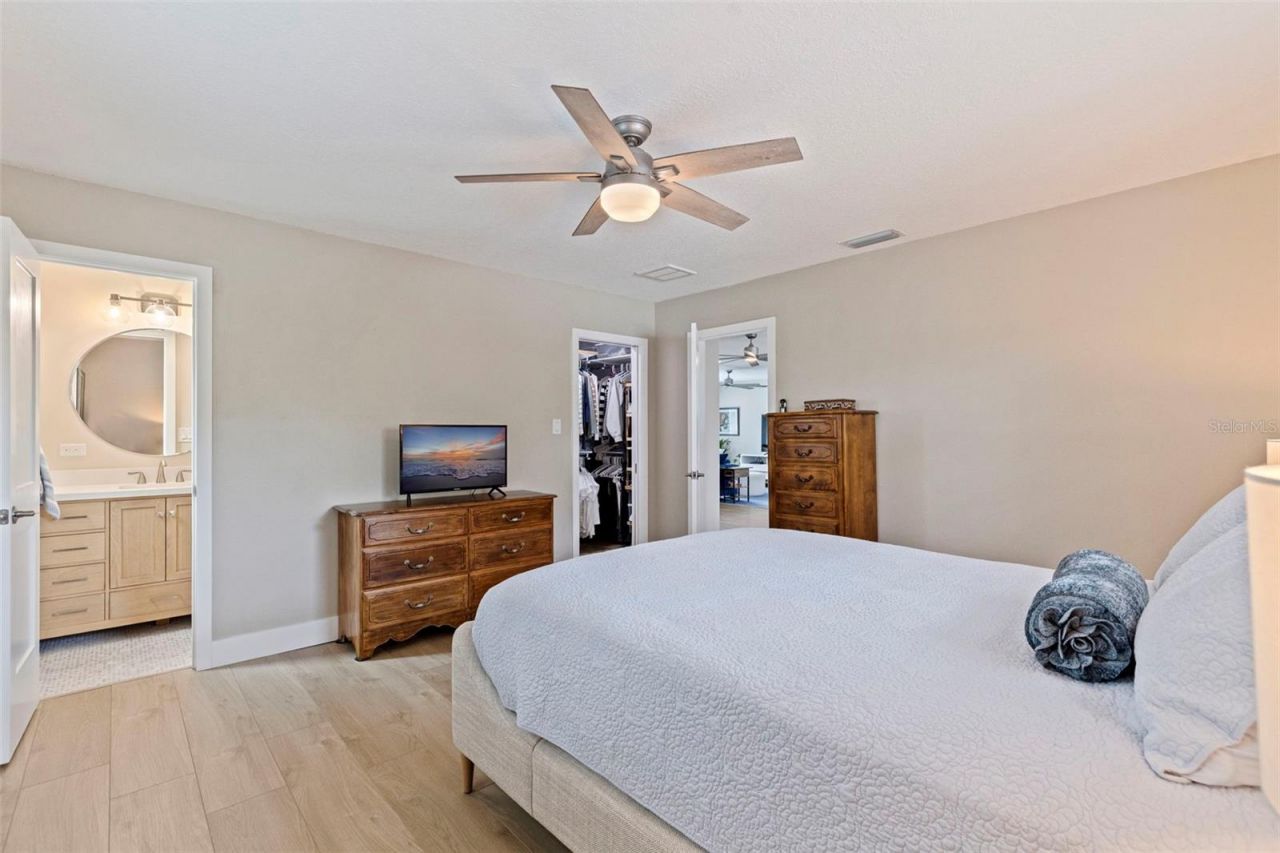 6085 Tanglewood Drive Ne, Saint Petersburg, FL 33703 Photo