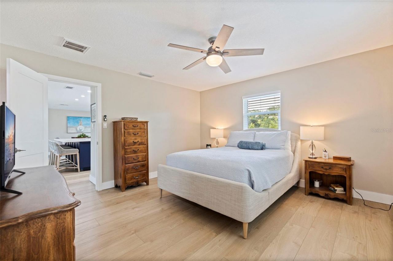 6085 Tanglewood Drive Ne, Saint Petersburg, FL 33703 Photo