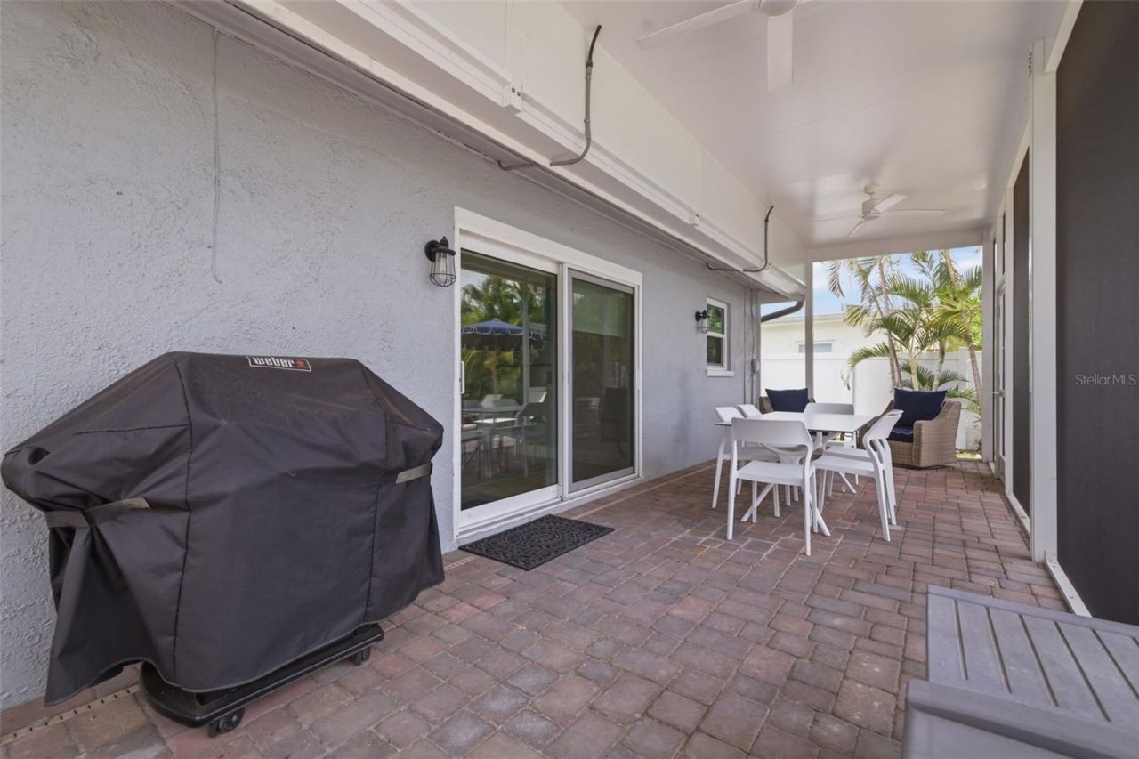 6085 Tanglewood Drive Ne, Saint Petersburg, FL 33703 Photo
