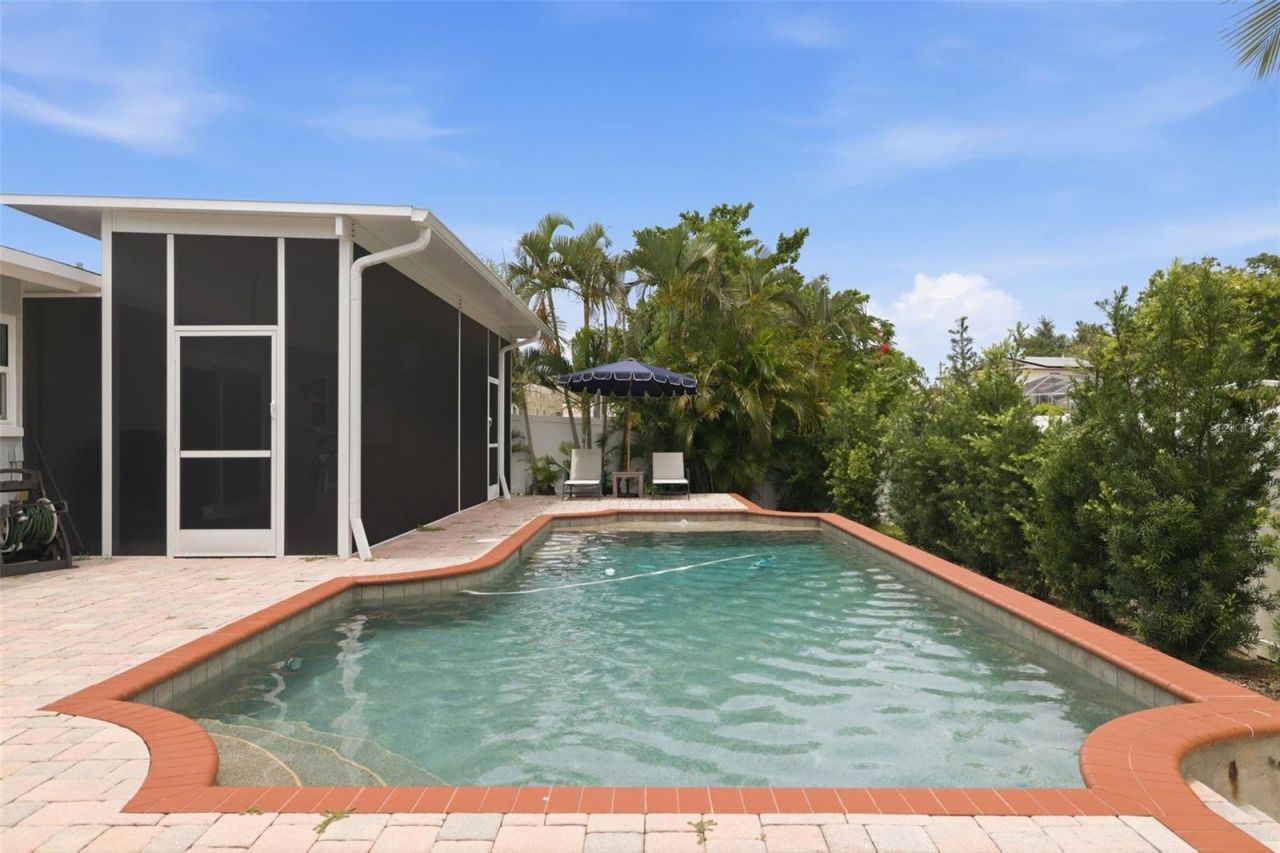 6085 Tanglewood Drive Ne, Saint Petersburg, FL 33703 Photo