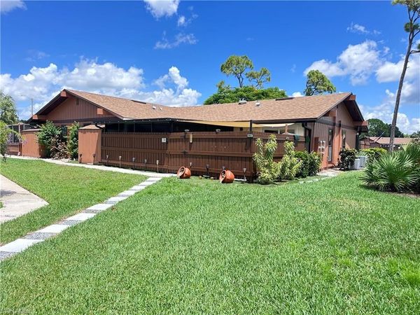 5597 Foxlake DR , NORTH FORT MYERS, FL 33917