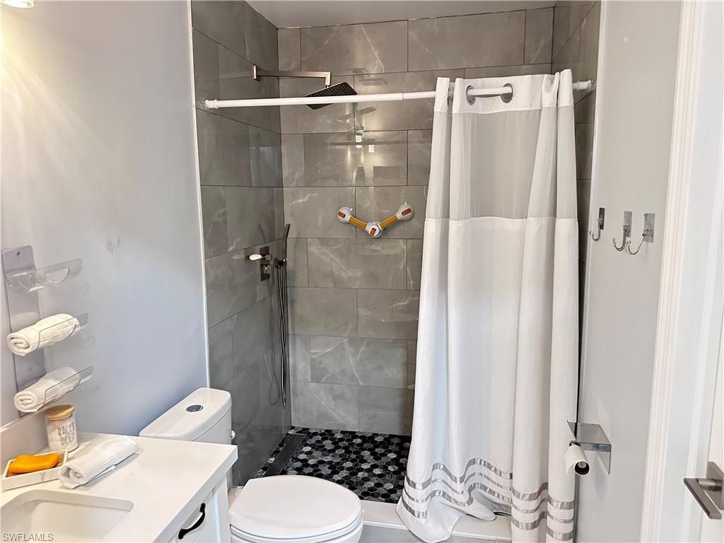 5597 Foxlake Dr , North Fort Myers, FL 33917 Photo