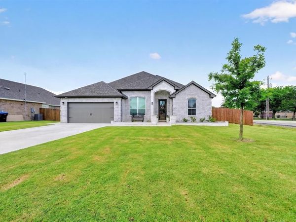 100 Aero Vista Drive, Caddo Mills, TX 75135