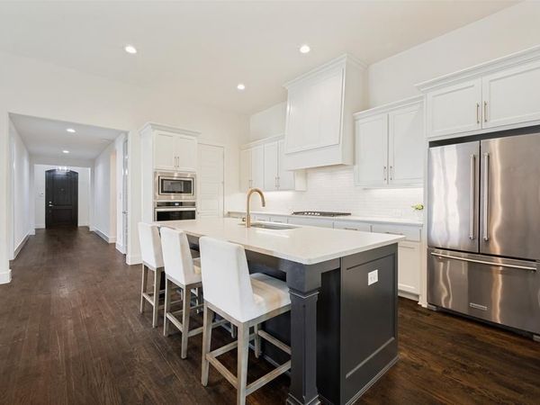 2213 Leslie Lane, McKinney, TX 75072