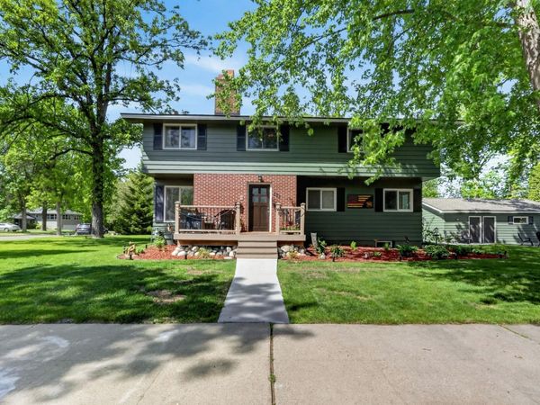 323 NW 11th Street , Grand Rapids, MN 55744