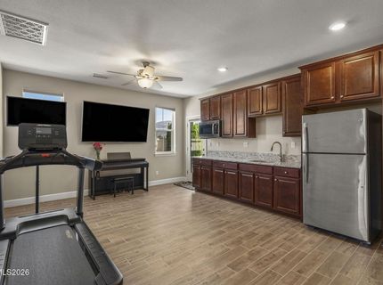 10210 Rollins Drive, Reno, NV 89521 Photo