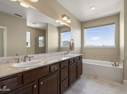 10210 Rollins Drive, Reno, NV 89521 Photo