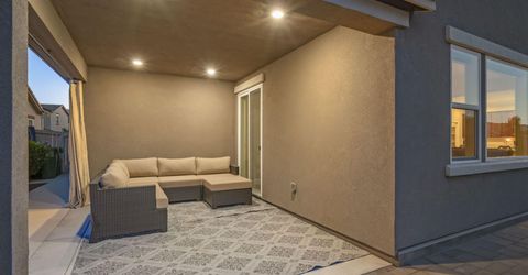 10210 Rollins Drive, Reno, NV 89521 Photo