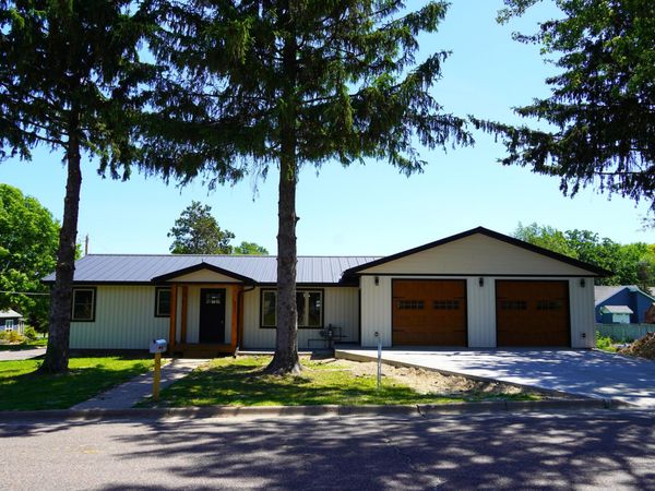625 Western Ave, Viroqua, WI 54665