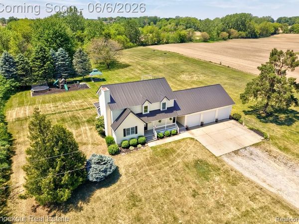 7616 Fostoria Road, Watertown Twp, MI 48744