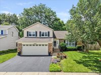 5S652 Hummingbird Lane, Naperville, IL 60540 primary photo