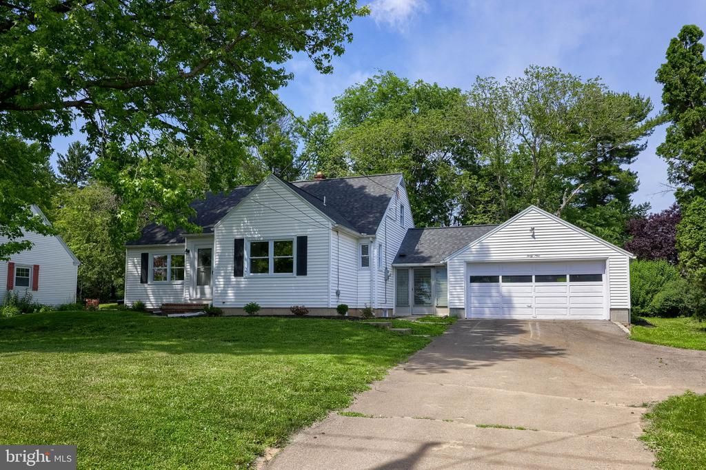 49 WABANK ROAD, LANCASTER, PA 17603