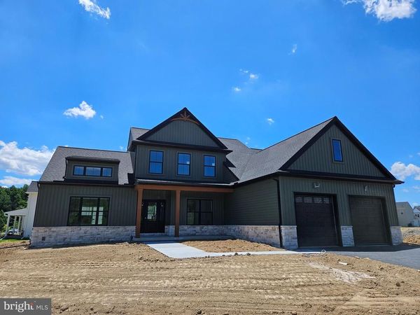 109 ELENA DRIVE, HARRISBURG, PA 17112