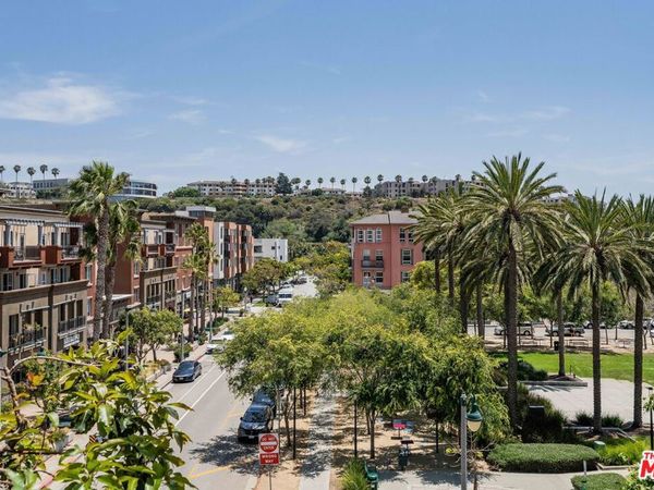 12975 Agustin Place, Unit 312, Playa Vista, CA 90094
