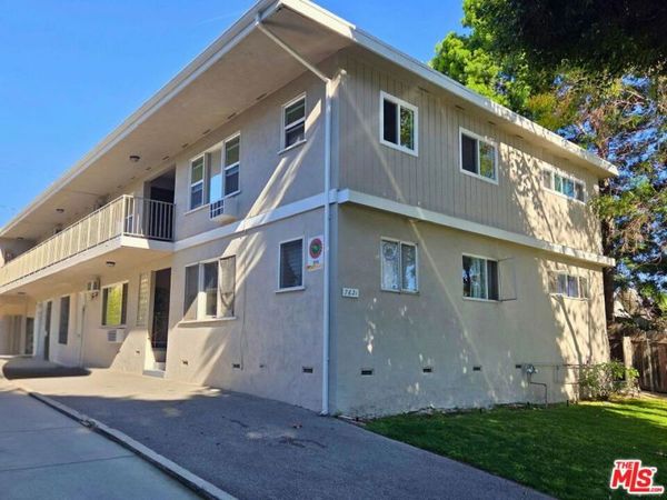 7621 Hampton Avenue , Unit 201, West Hollywood, CA 90046