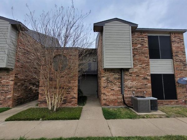 6010 Marvin Loving Drive, Unit 101, Garland, TX 75043